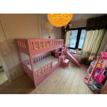 Etagenbett mit Treppe und Rutsche für Kinder